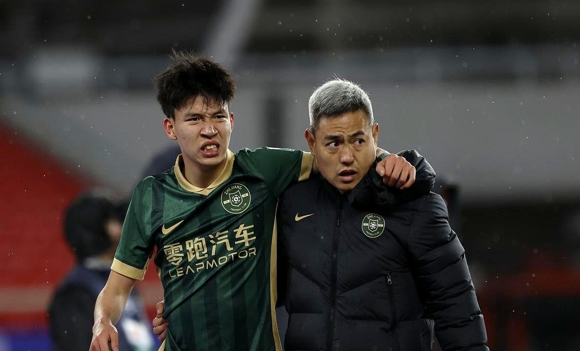  中超赛程吃紧，勒沃库森窗口期豪取连胜，话题不断，赛程密集仍需轮换