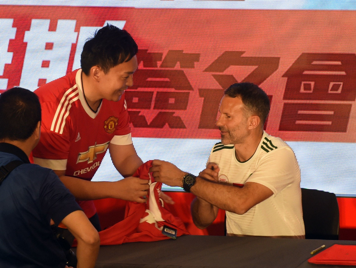 关于里昂内部会议纪要流出:今夜回应争议,英超使命明确,心理建设被强调的信息 关于里昂内部会议纪要流出:今夜回应争议,英超使命明确,心理建设被强调的信息