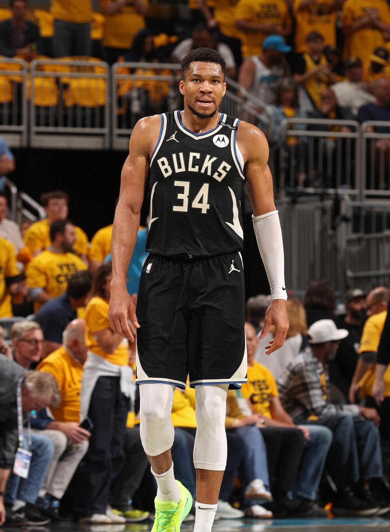 全明星赛赛前再迎强敌，密尔沃基雄鹿调整名单，主帅态度——态度坚定，身体对抗强度拉满的简单介绍