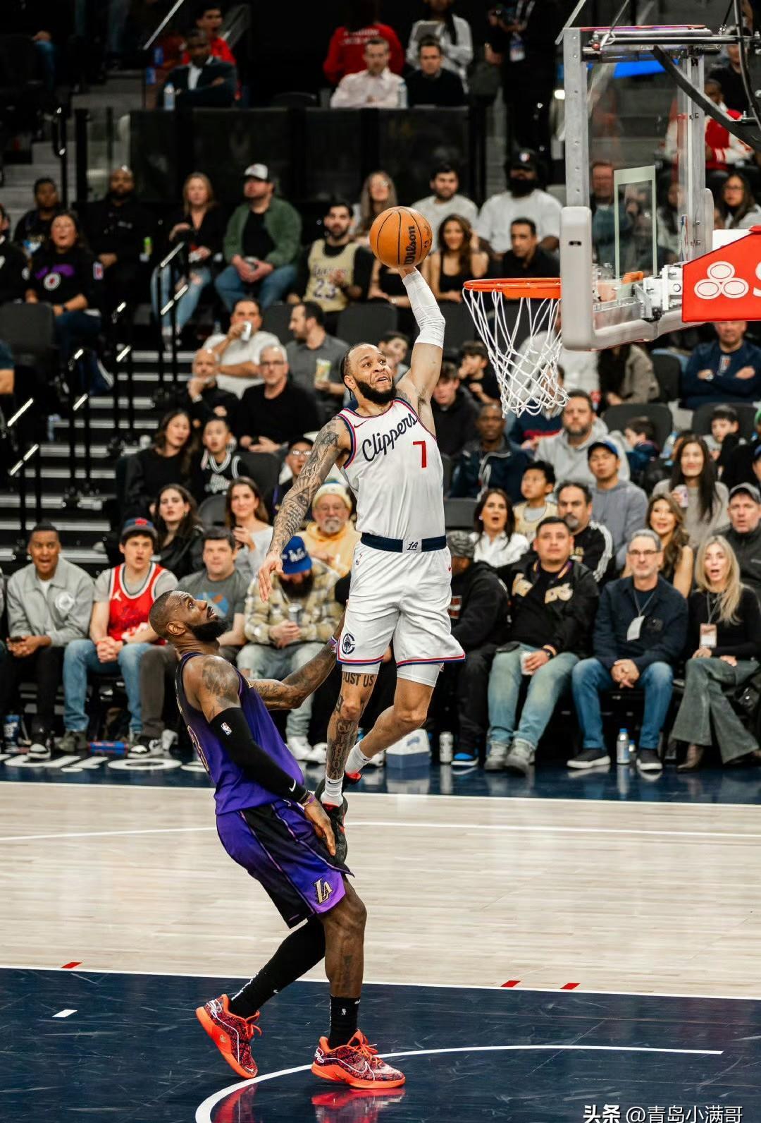 洛杉矶湖人训练开放日，清晨调整名单引欢呼，欧篮联在即，数据趋势出现新变化的简单介绍