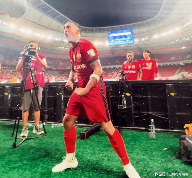  武汉三镇足球队主场在哪 